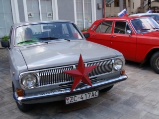 gaz-13