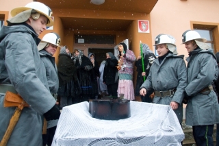 pochovavanie-basy-02