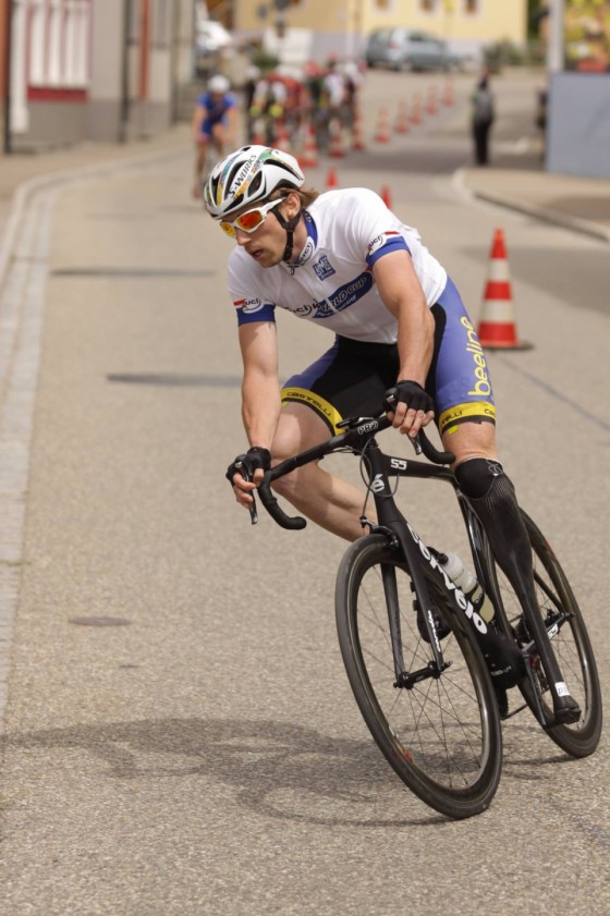 1672018324_7790018502