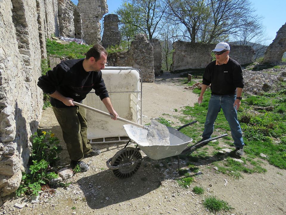 13076928_10153345778956261_7126505356870217085_n