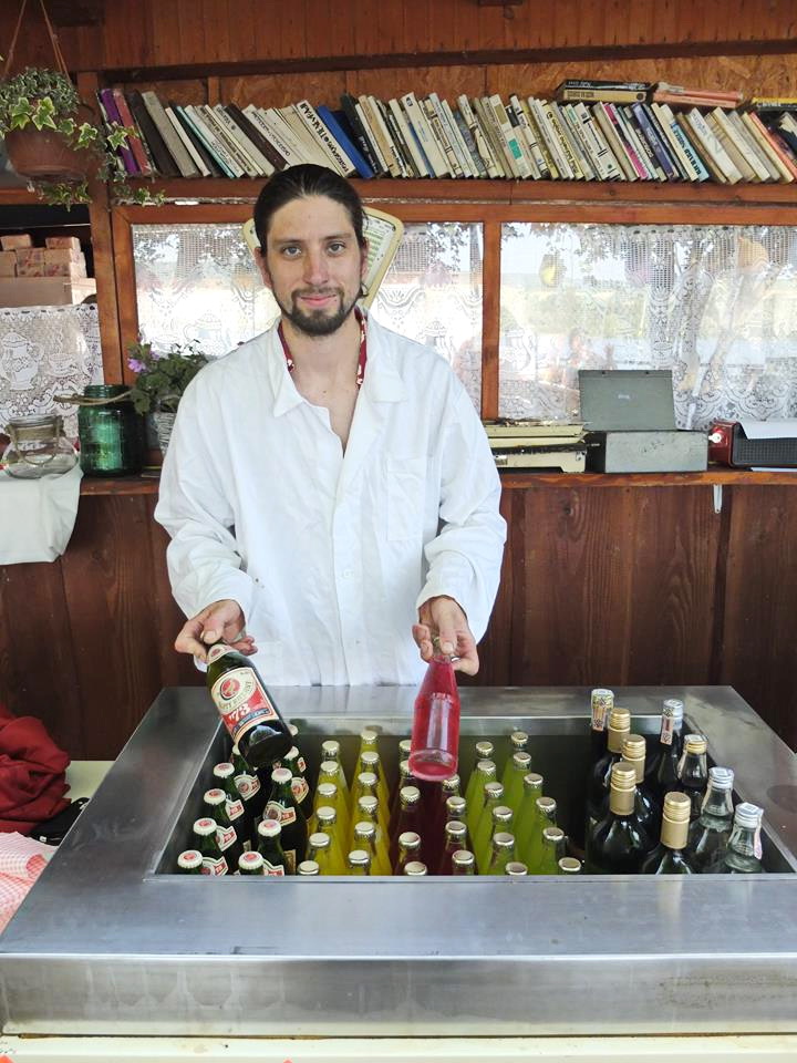 13509103_1749947921950022_2378230202154999310_n