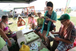 navstevnicikartonovy-nabytok