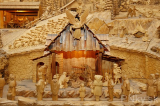 Slovenský betlehem v Rajeskej Lesnej