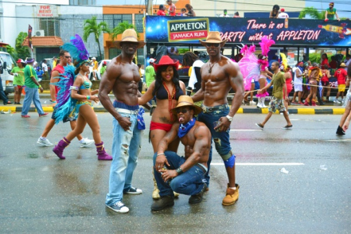 vibrantna-jamajka-pocas-karnevalu