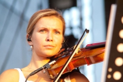 7-arcibiskup-bezak-6-6-09