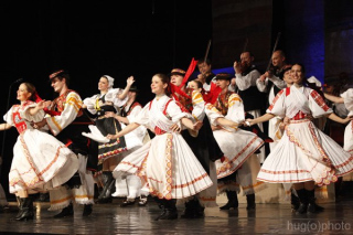 Vystúpenie umeleckého súboru Lúčnica