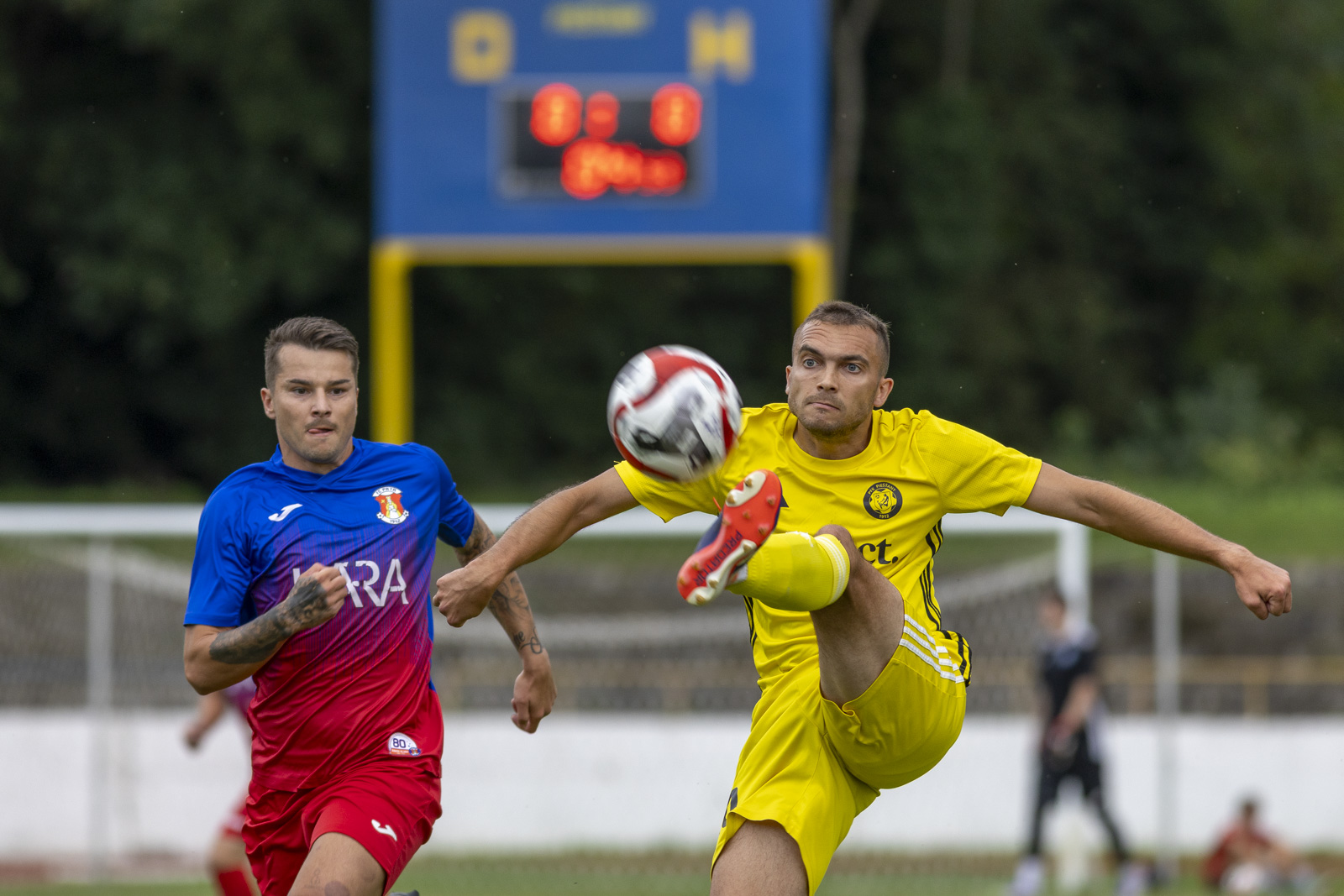 Prvý zápas IV. ligy v sezóne 2025/26 odohrali hráči PFK Piešťany proti FC Pata. Zvíťazili 3:1