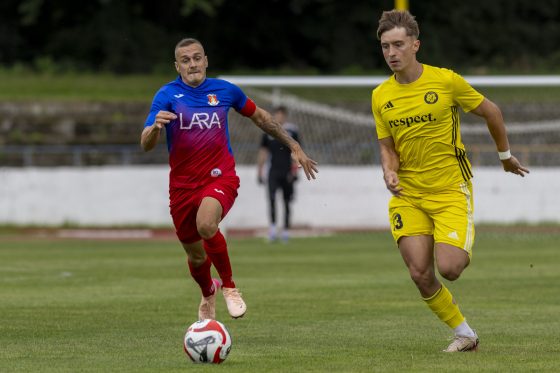 Prvý zápas IV. ligy v sezóne 2025/26 odohrali hráči PFK Piešťany proti FC Pata. Zvíťazili 3:1