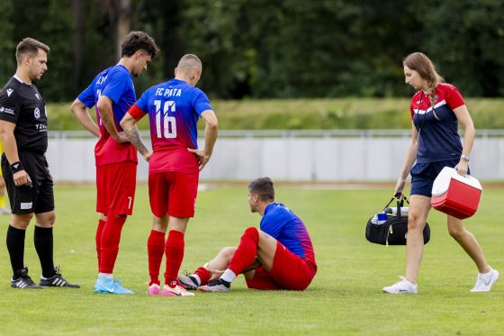 Prvý zápas IV. ligy v sezóne 2025/26 odohrali hráči PFK Piešťany proti FC Pata. Zvíťazili 3:1