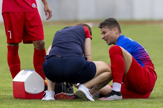 Prvý zápas IV. ligy v sezóne 2025/26 odohrali hráči PFK Piešťany proti FC Pata. Zvíťazili 3:1