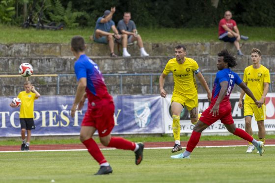 Prvý zápas IV. ligy v sezóne 2025/26 odohrali hráči PFK Piešťany proti FC Pata. Zvíťazili 3:1