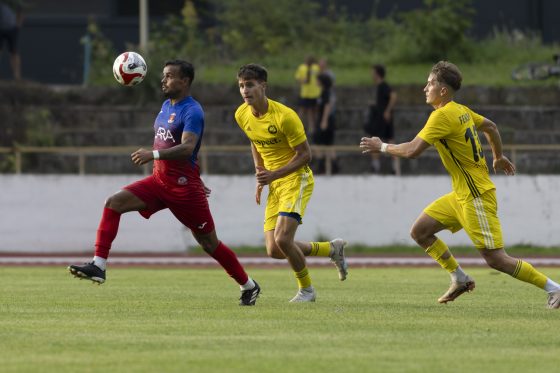 Prvý zápas IV. ligy v sezóne 2025/26 odohrali hráči PFK Piešťany proti FC Pata. Zvíťazili 3:1