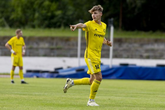 Prvý zápas IV. ligy v sezóne 2025/26 odohrali hráči PFK Piešťany proti FC Pata. Zvíťazili 3:1