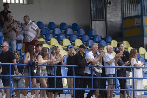 Prvý zápas IV. ligy v sezóne 2025/26 odohrali hráči PFK Piešťany proti FC Pata. Zvíťazili 3:1