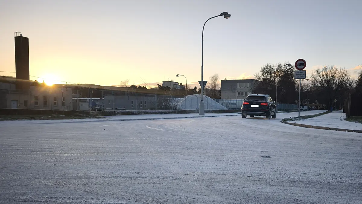 smyklave cesty Piestany bez posypu