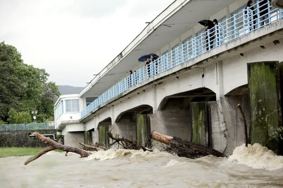 Kolonadovy most povodnovy prietok 
