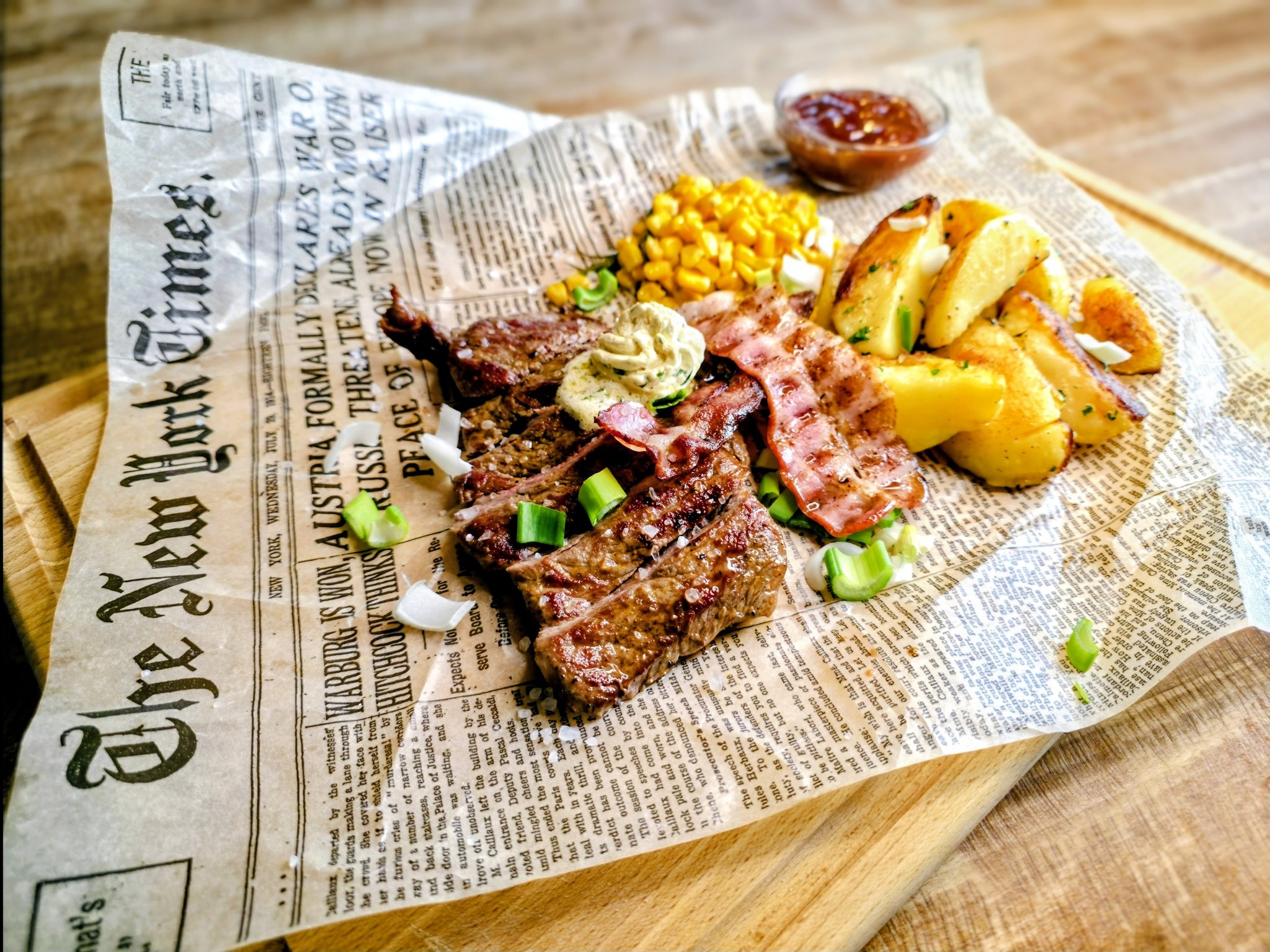 Menu Pivovar ZiWell Rexas Rib eye steak, kukurica, slanina, opekané zemiaky