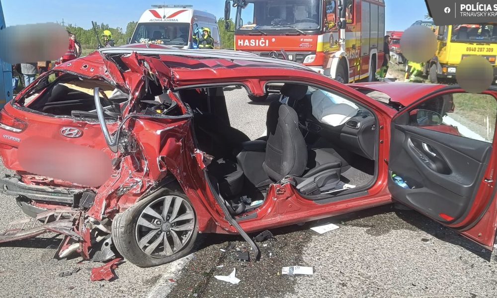 Nehoda troch áut a autobusu na vjazde do Piešťan